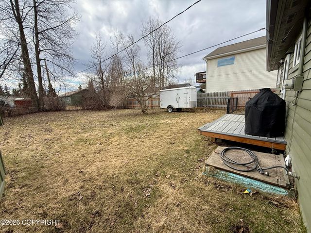 6530 E 9th Avenue, Anchorage, AK 99504