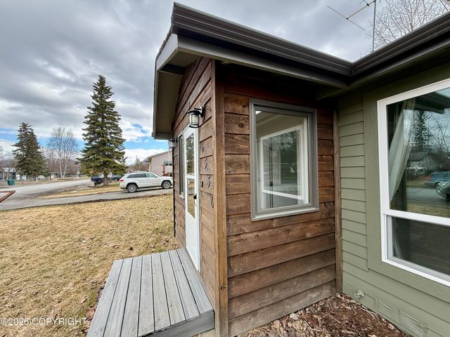 6530 E 9th Avenue, Anchorage, AK 99504