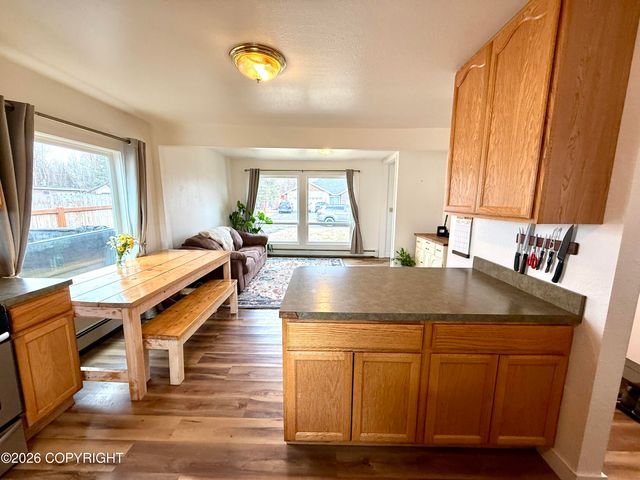6530 E 9th Avenue, Anchorage, AK 99504