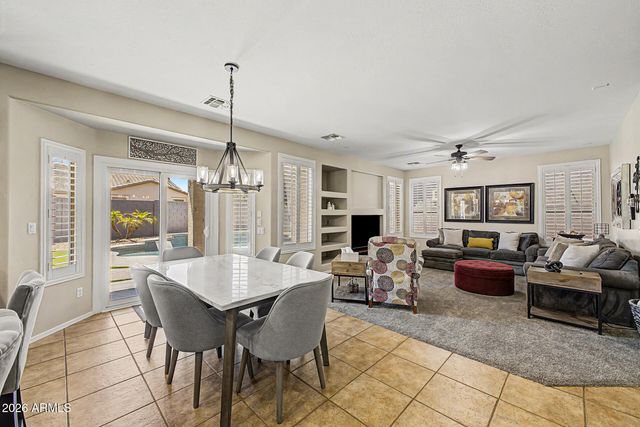 3279 E HOPKINS Road, Gilbert, AZ 85295