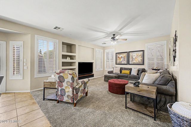 3279 E HOPKINS Road, Gilbert, AZ 85295
