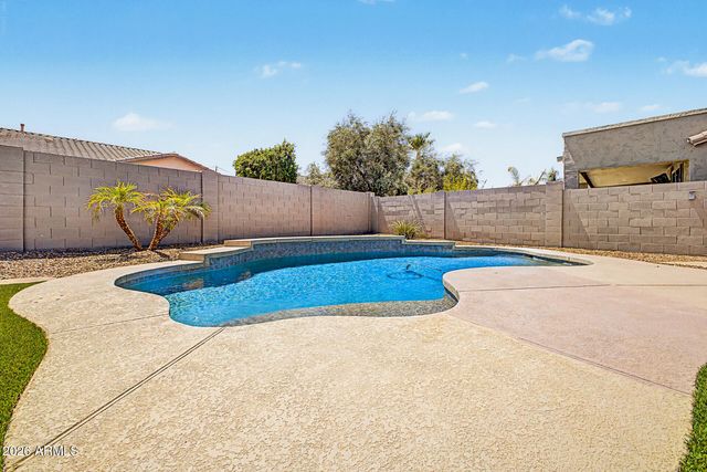 3279 E HOPKINS Road, Gilbert, AZ 85295