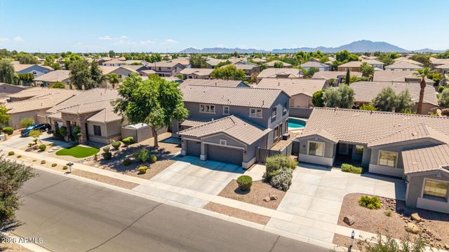 3279 E HOPKINS Road, Gilbert, AZ 85295