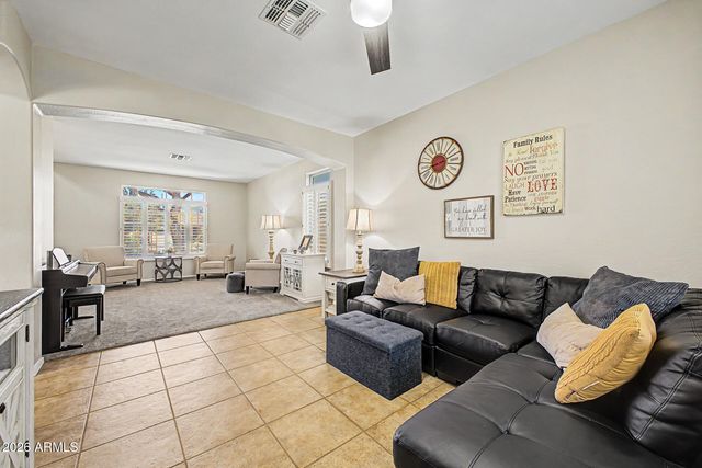 3279 E HOPKINS Road, Gilbert, AZ 85295
