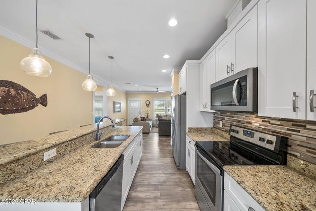 22611 Hilltop Avenue, Panama City Beach, FL 32413