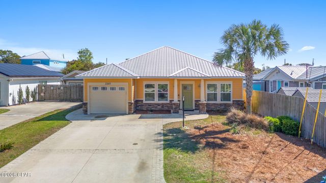 22611 Hilltop Avenue, Panama City Beach, FL 32413