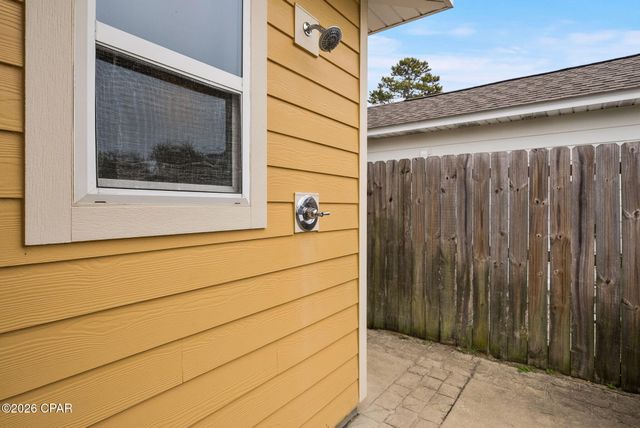 22611 Hilltop Avenue, Panama City Beach, FL 32413