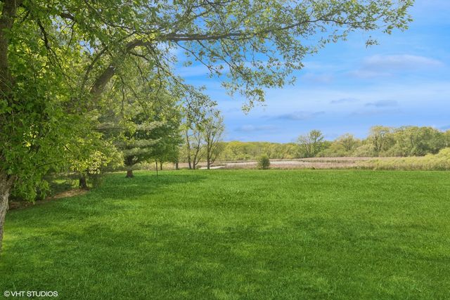 26464 N Bittersweet Trail, Mundelein, IL 60060