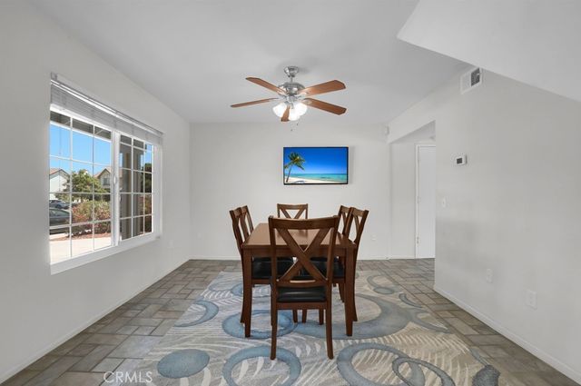 1712 Woodbridge, Palmdale, CA 93550