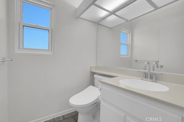1712 Woodbridge, Palmdale, CA 93550