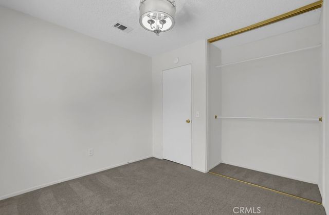 1712 Woodbridge, Palmdale, CA 93550