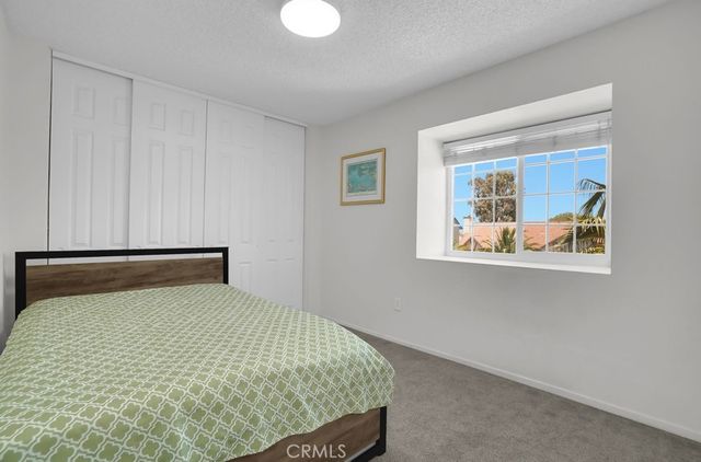 1712 Woodbridge, Palmdale, CA 93550