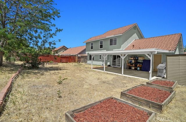 1712 Woodbridge, Palmdale, CA 93550