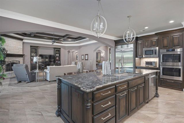 8003 VALCOUR Drive, Amarillo, TX 79119