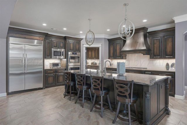 8003 VALCOUR Drive, Amarillo, TX 79119