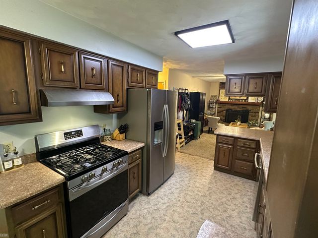 228 Indian Road, Pennfield, MI 49017