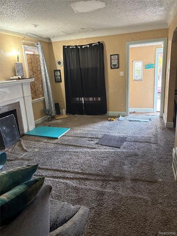 15841 Steel Street, Detroit, MI 48227