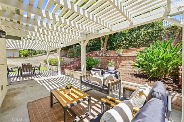 17 Jasmine Creek, Laguna Hills, CA 92653