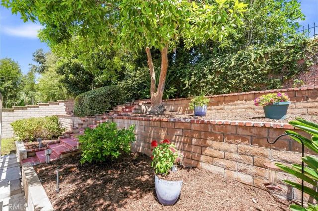 17 Jasmine Creek, Laguna Hills, CA 92653