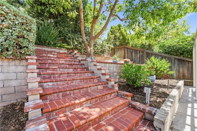 17 Jasmine Creek, Laguna Hills, CA 92653