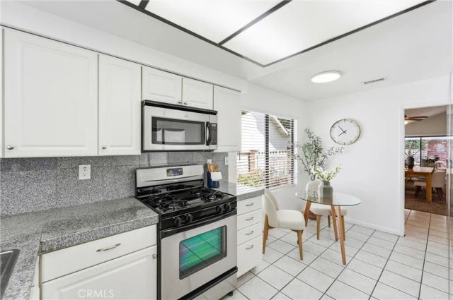 17 Jasmine Creek, Laguna Hills, CA 92653