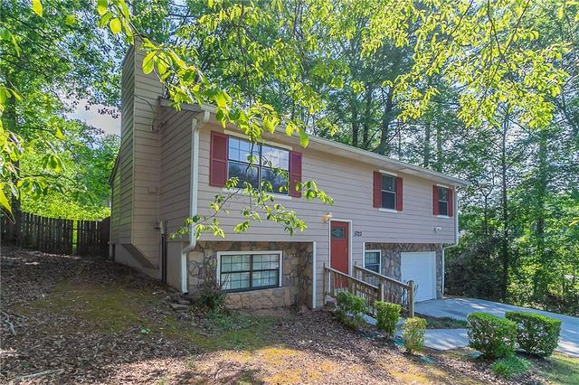 5723 Fieldstone Drive, Lithonia, GA 30038