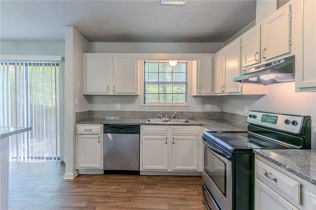5723 Fieldstone Drive, Lithonia, GA 30038