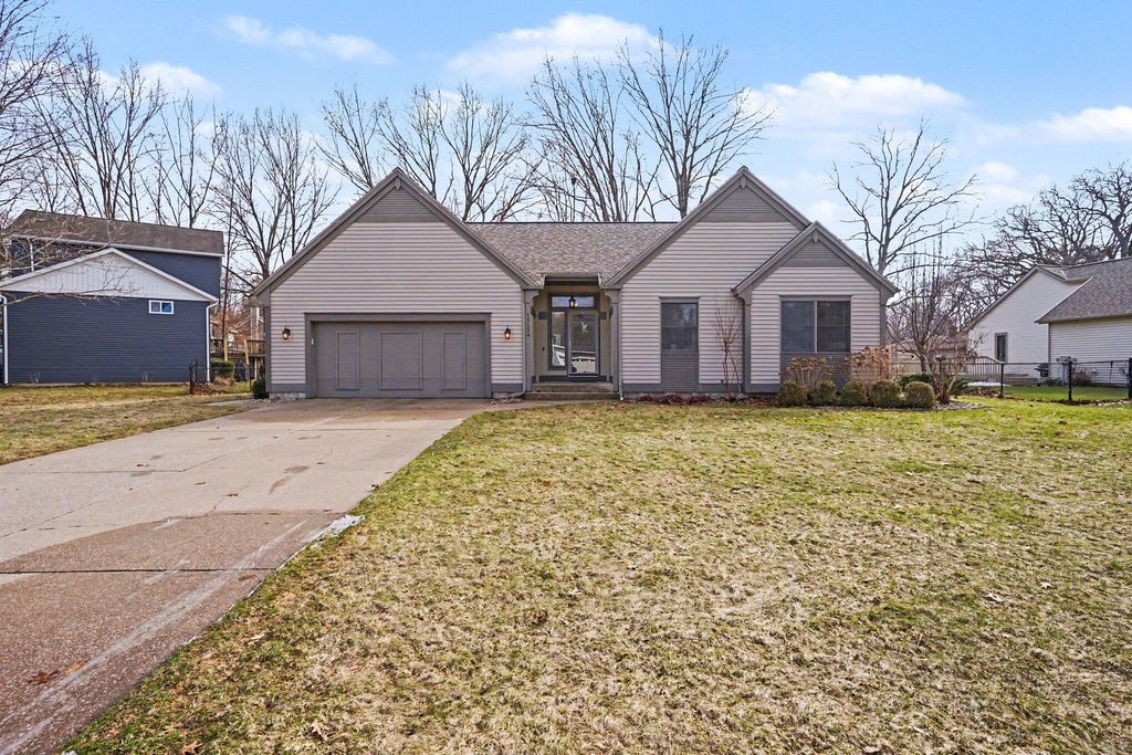 15154 Wildfield Drive, Spring Lake Twp, MI 49456