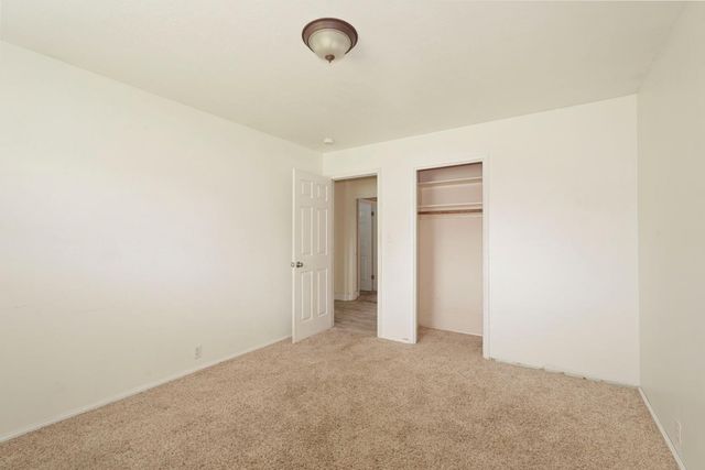 712 Peach St, Lodi, CA 95242