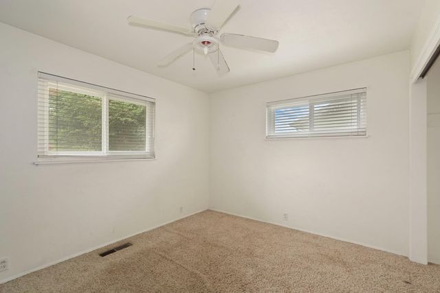 712 Peach St, Lodi, CA 95242