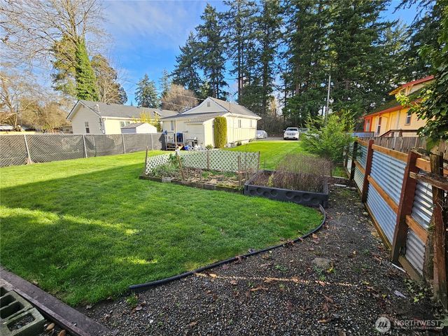 9638 D Street E, Tacoma, WA 98445