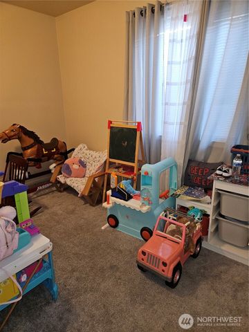 9638 D Street E, Tacoma, WA 98445