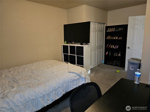 9638 D Street E, Tacoma, WA 98445