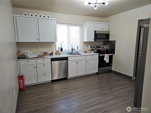 9638 D Street E, Tacoma, WA 98445