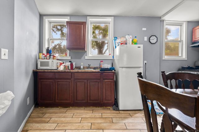 129 Winthrop Avenue, New Haven, CT 06519