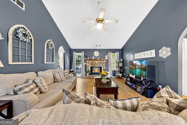 802 Windsor Drive, Monroe, GA 30656