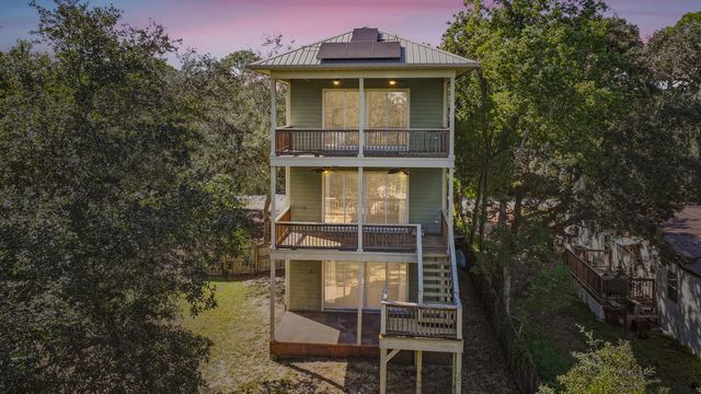 42 Palmetto Street, Santa Rosa Beach, FL 32459