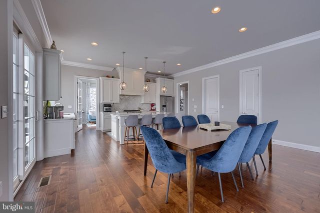 512 E DELP RD, Lancaster, PA 17601