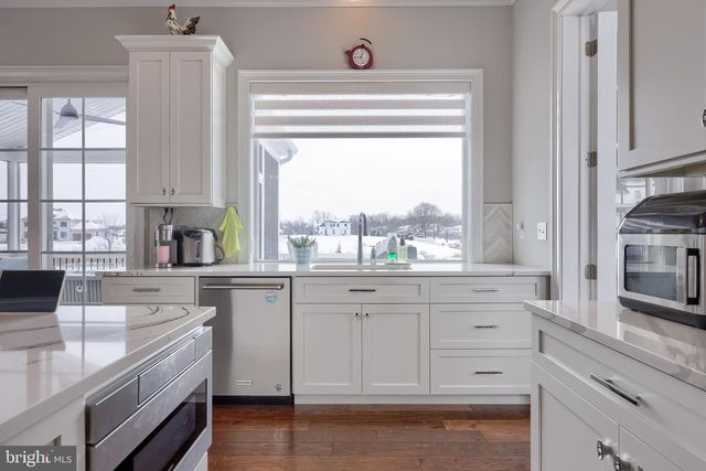 512 E DELP RD, Lancaster, PA 17601