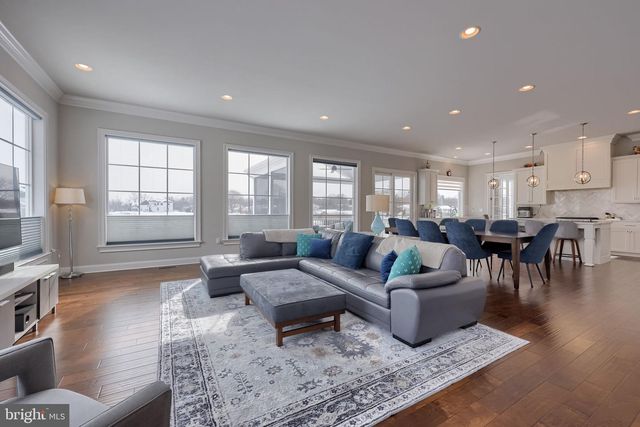 512 E DELP RD, Lancaster, PA 17601
