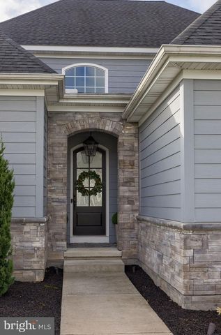 512 E DELP RD, Lancaster, PA 17601