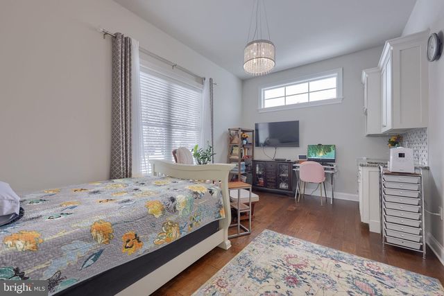 512 E DELP RD, Lancaster, PA 17601