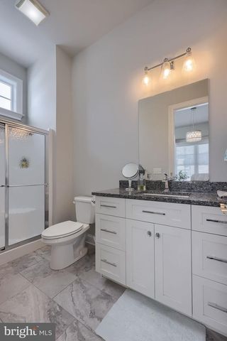 512 E DELP RD, Lancaster, PA 17601
