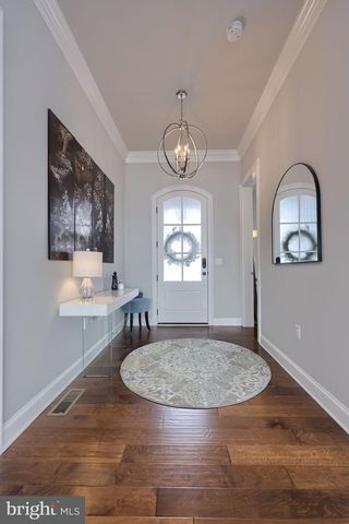512 E DELP RD, Lancaster, PA 17601