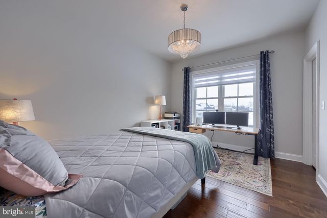 512 E DELP RD, Lancaster, PA 17601