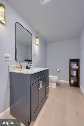 512 E DELP RD, Lancaster, PA 17601
