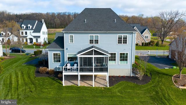 512 E DELP RD, Lancaster, PA 17601