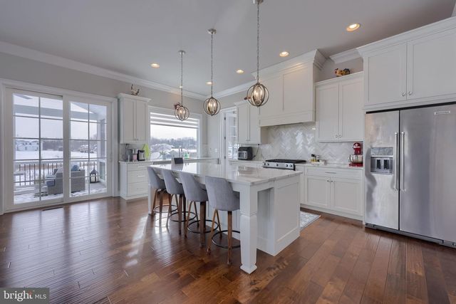 512 E DELP RD, Lancaster, PA 17601