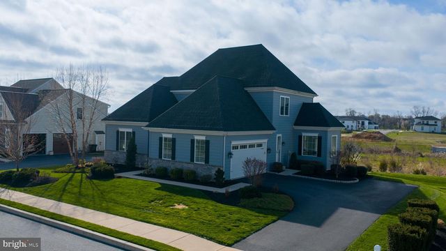 512 E DELP RD, Lancaster, PA 17601
