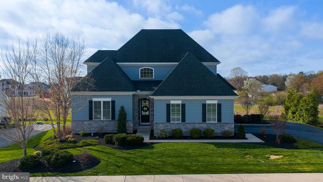 512 E DELP RD, Lancaster, PA 17601